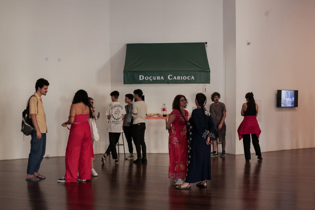 Exposição de Lia Letícia chega à reta final no Rio de Janeiro Revista