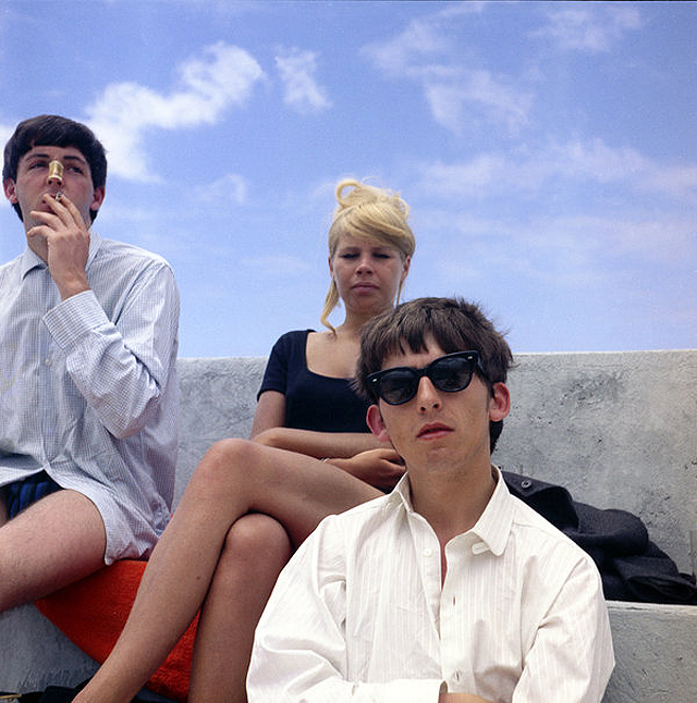 Paul McCartney Astrid Kirchherr e George Harrison 1963