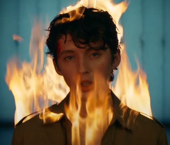 troye sivan easy