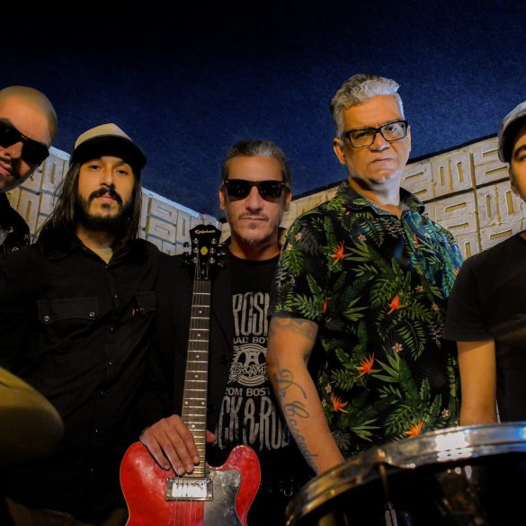 684B31B7 D229 4850 9099 CF3F34886BBB