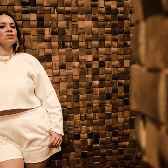 Lurdez da Luz Bruna Monique 1 Easy Resize.com