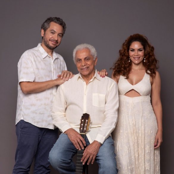 3A5282E0 535D 437E 8CA4 584DF83E1FFA