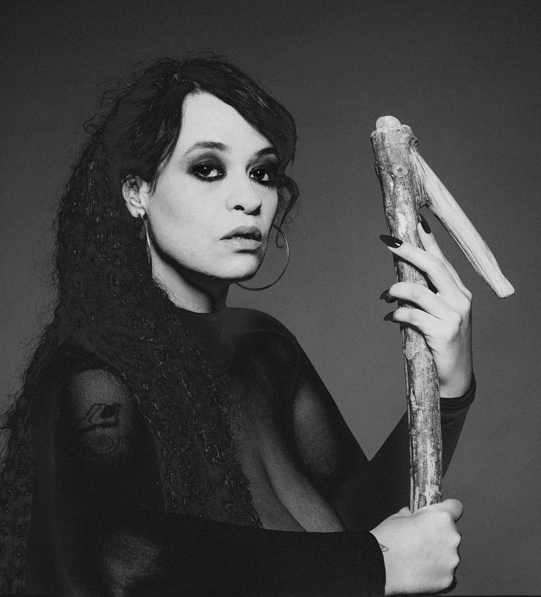 Tulipa Ruiz Quebra Jejum E Lan a O Novo lbum Habilidades 