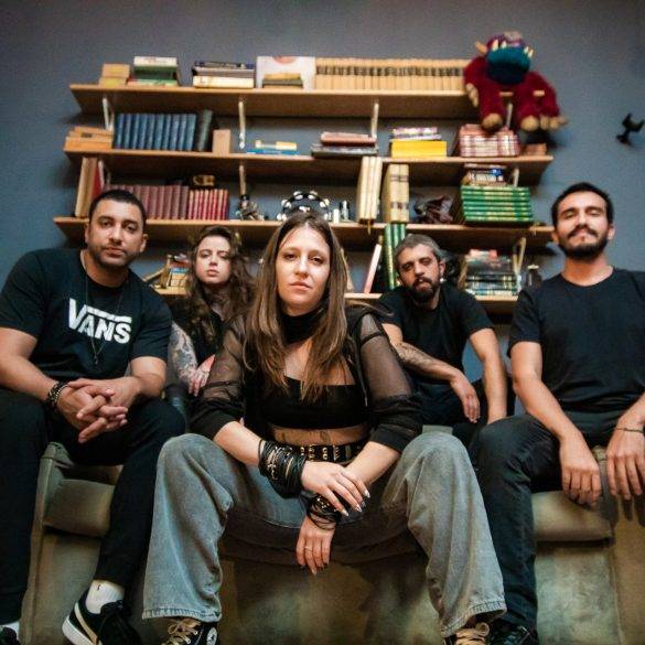 Giovanna Moraes banda no FamilyMob