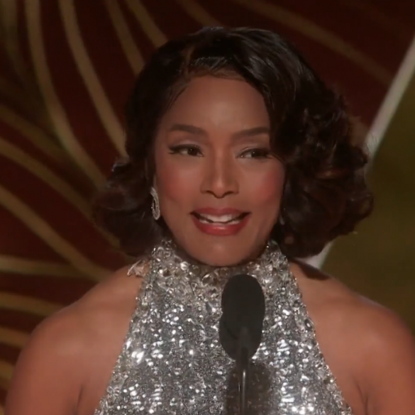 Angela Bassett