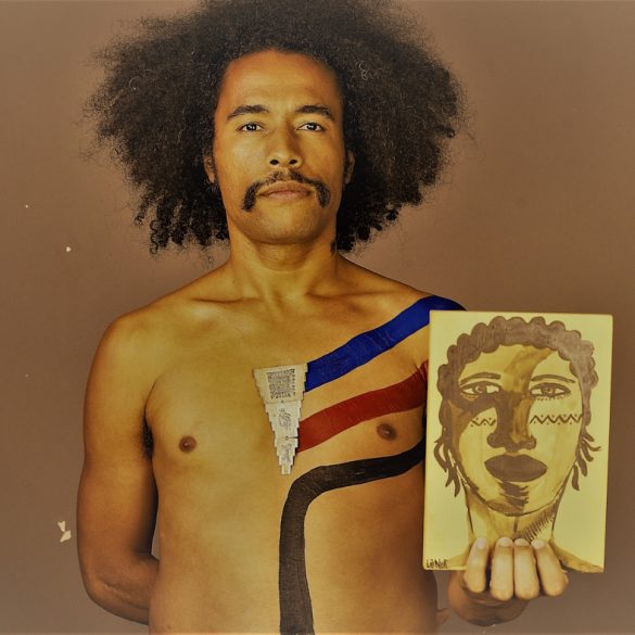 Letra Foto de Joyce Prado