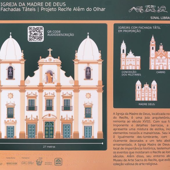 Fachada da Igreja da Madre de Deus