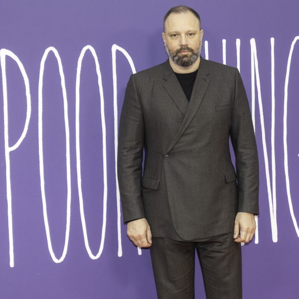 PoorThingsBFILFF141023 21 of 33 53259241836