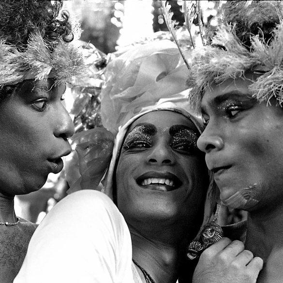 1 Filhos de Maria Soledade. Ensaio Rua da Boa Hora Olinda 1982. Com Americo Barreto e Henrique Celibi. Credito Ana Farache 1