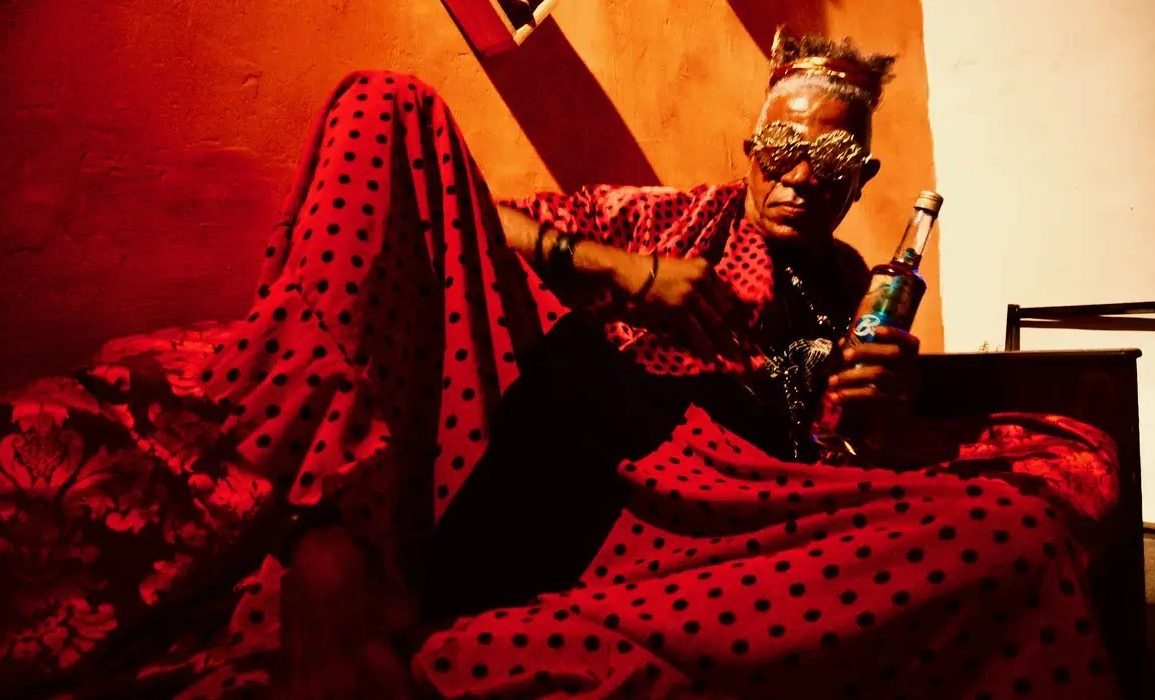 laroye o elegbara moderno 2022 fotografia digital artista bruca manigua rj credito bruca manigua