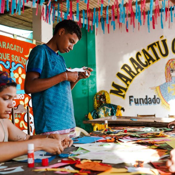 Projeto Na Marcha do Terno com o Maracatu Cruzeiro do Forte. Fotos Junior Teles 4