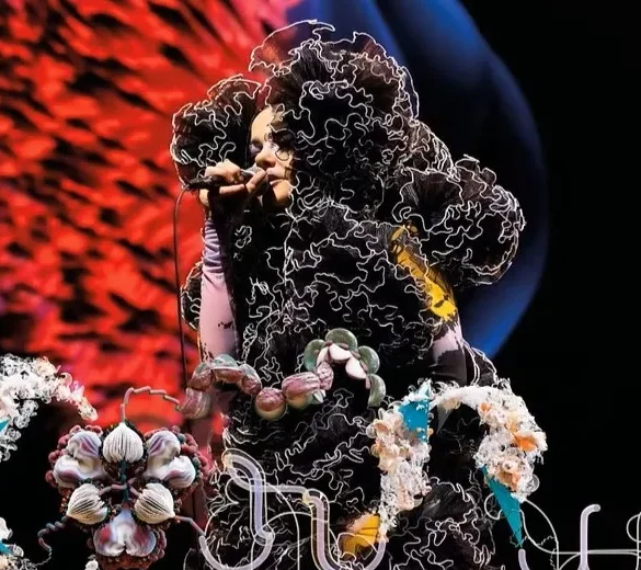 bjork cornucopia divulgacao.jpg