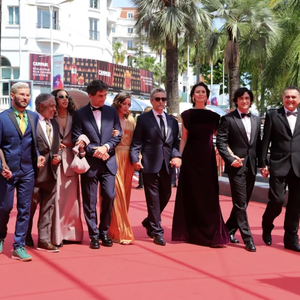 o agente sec red carpet cannes 49
