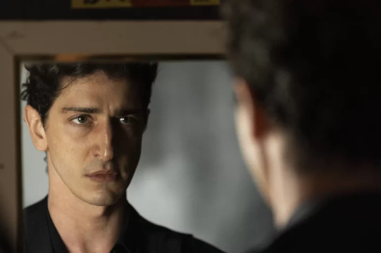 Mascaras de Oxigenio Nao Cairao Automaticamente